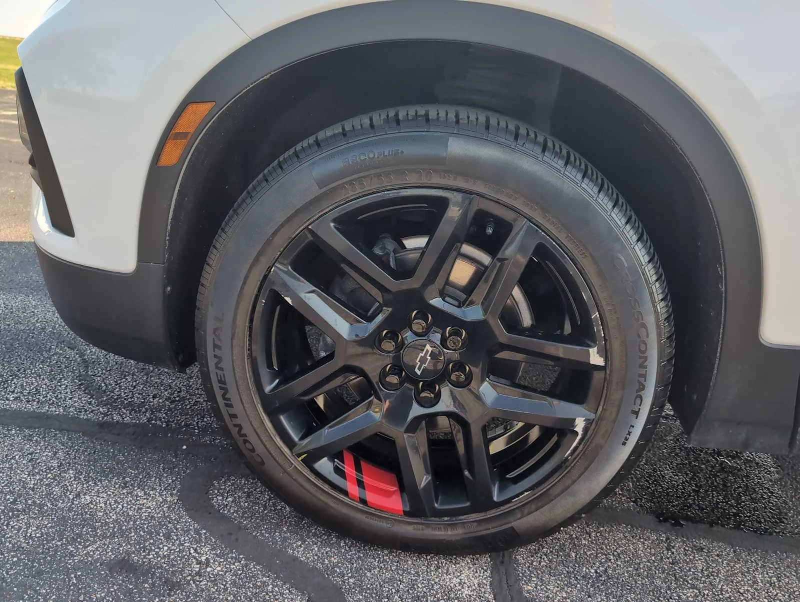 Used 2022 SUMMIT WHITE Chevrolet LT image 34