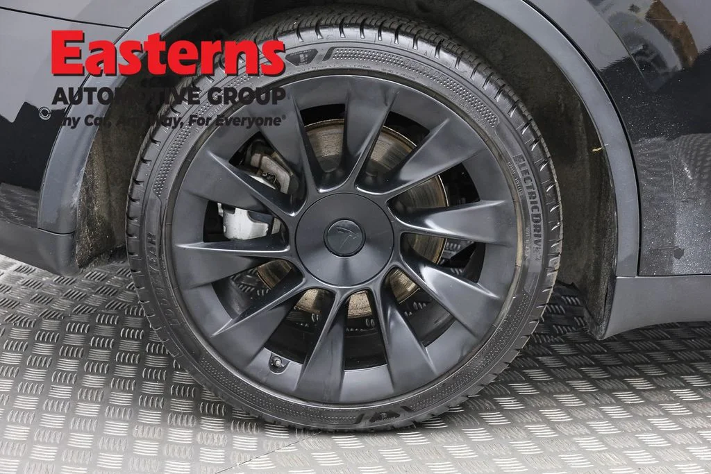 Used 2021 Black Tesla Long Range image 24