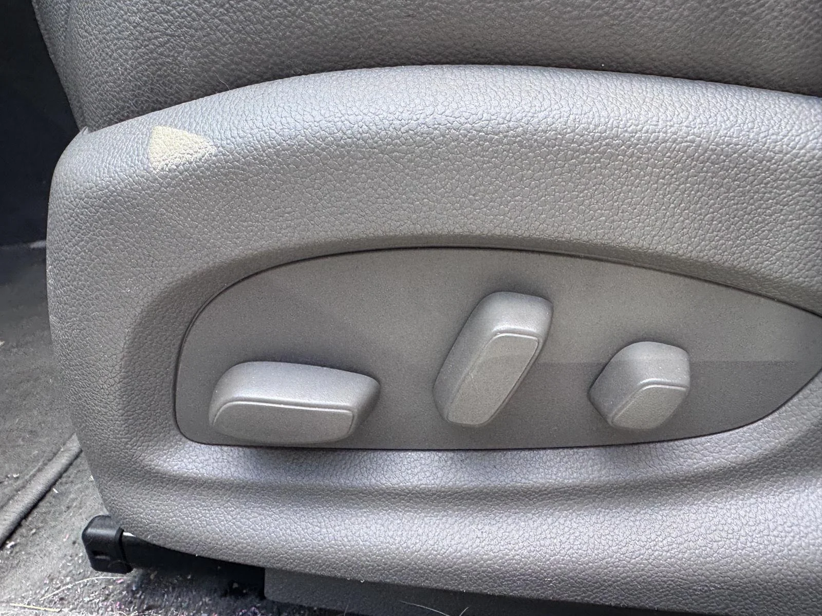 Used 2019 Black Chevrolet LS image 12