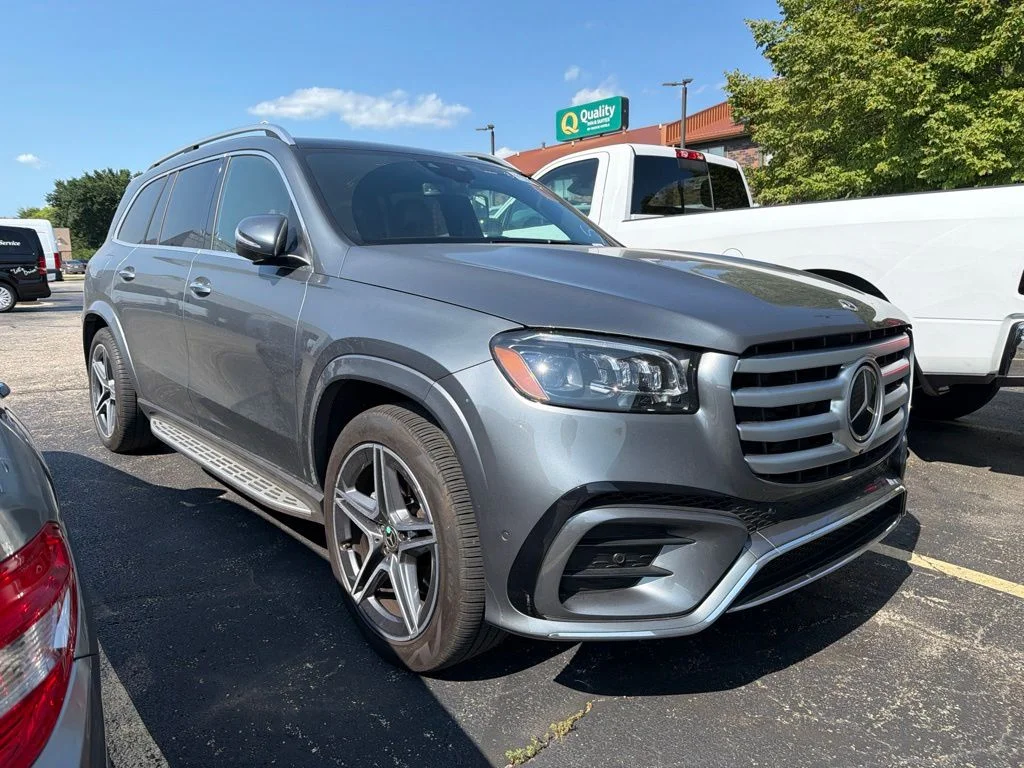 Used 2025 Gray Mercedes-Benz GLS 450 image 1