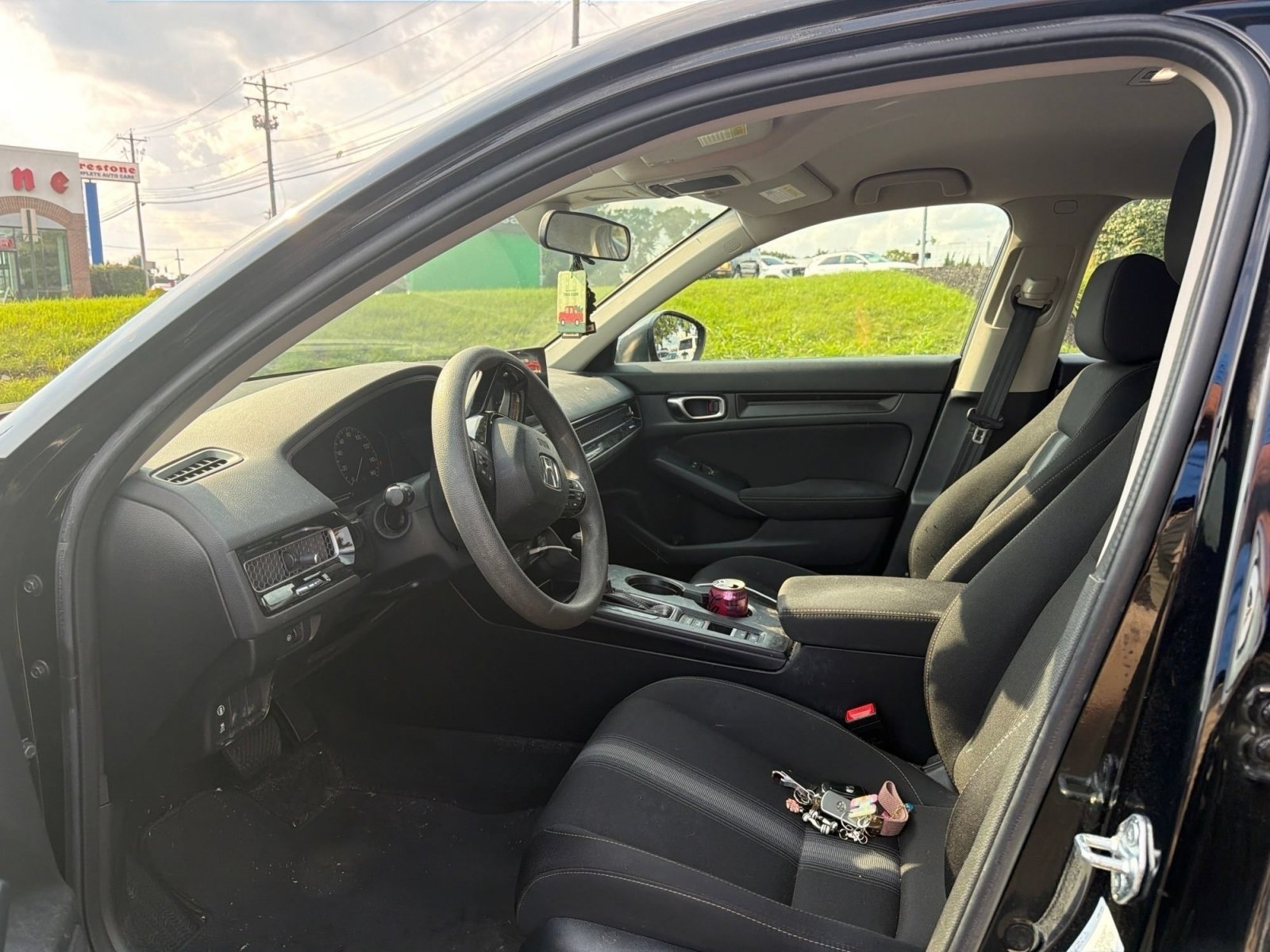 Certified Used 2023 Crystal Black Pearl Honda LX image 27