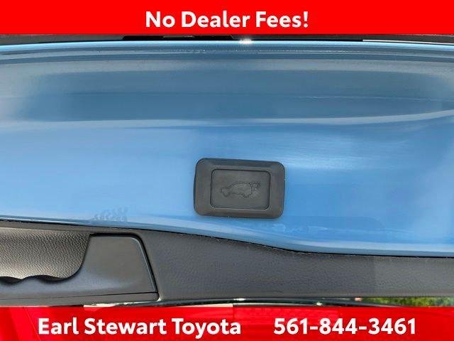 Certified Used 2022 CAVALRY BLUE W/BLK Toyota  image 14