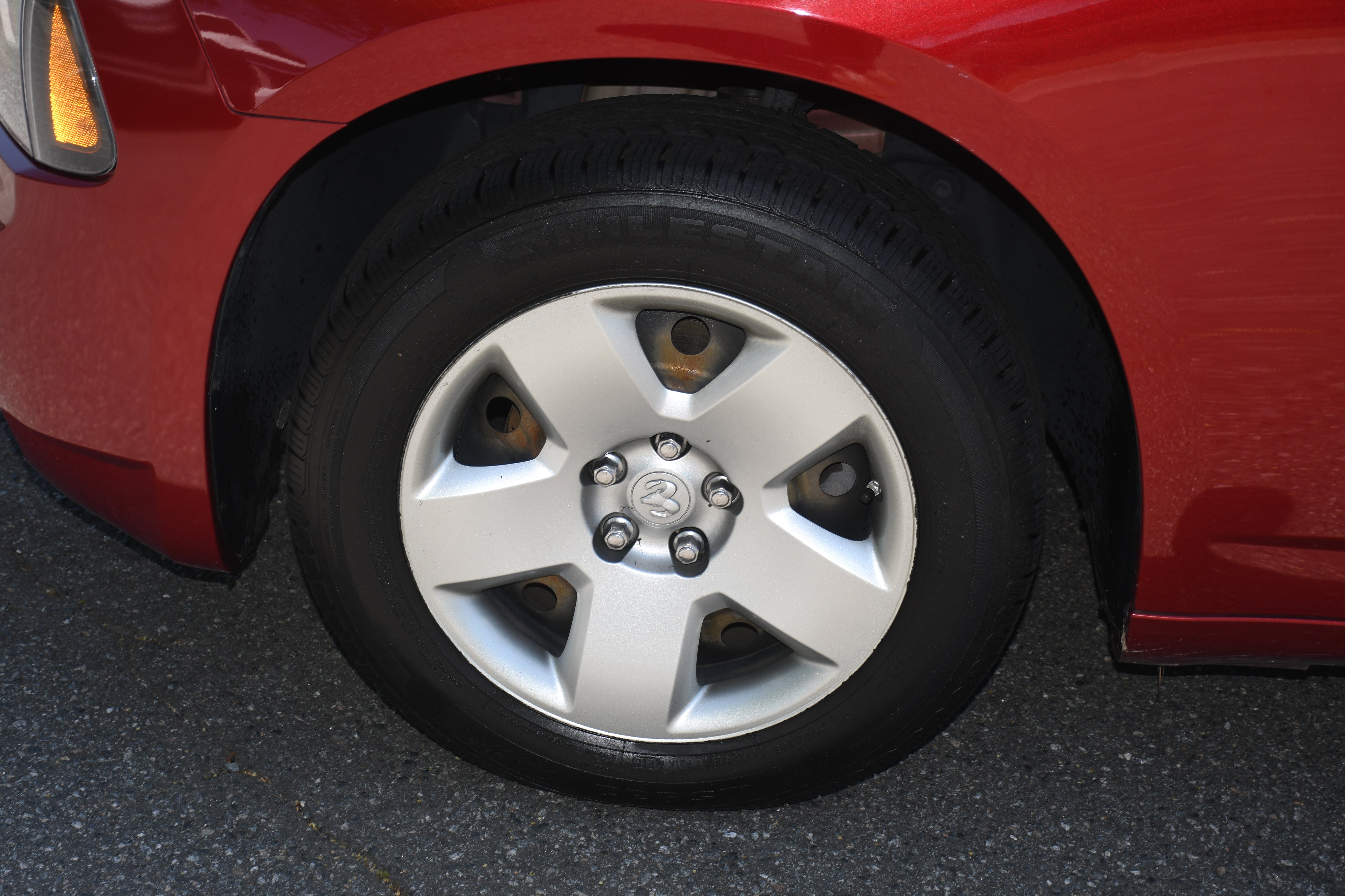 Used 2008 Red Dodge SE image 19