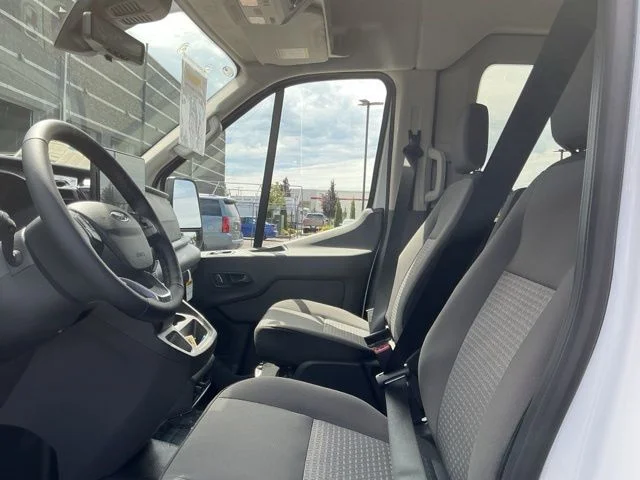 New 2026 Oxford White Ford XLT image 16