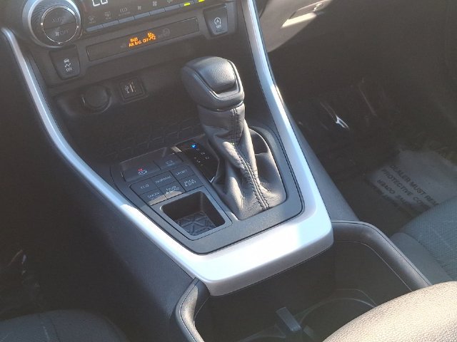Used 2025 Silver Toyota XLE image 19
