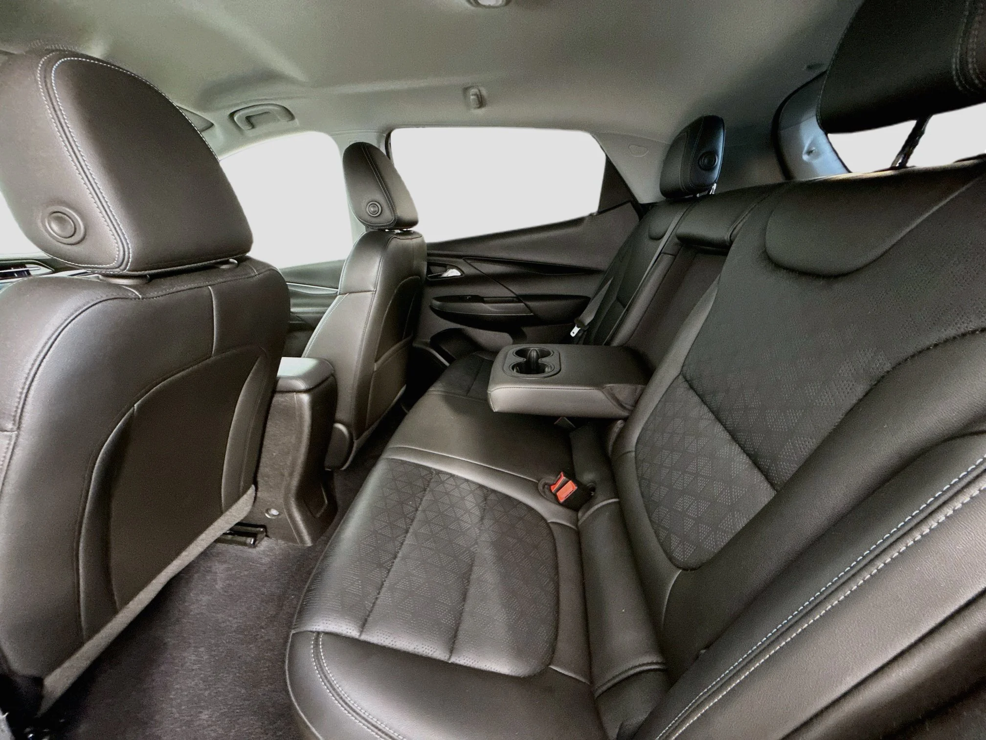 Used 2023 MOSAIC BLACK METALLIC Chevrolet 2LT image 26