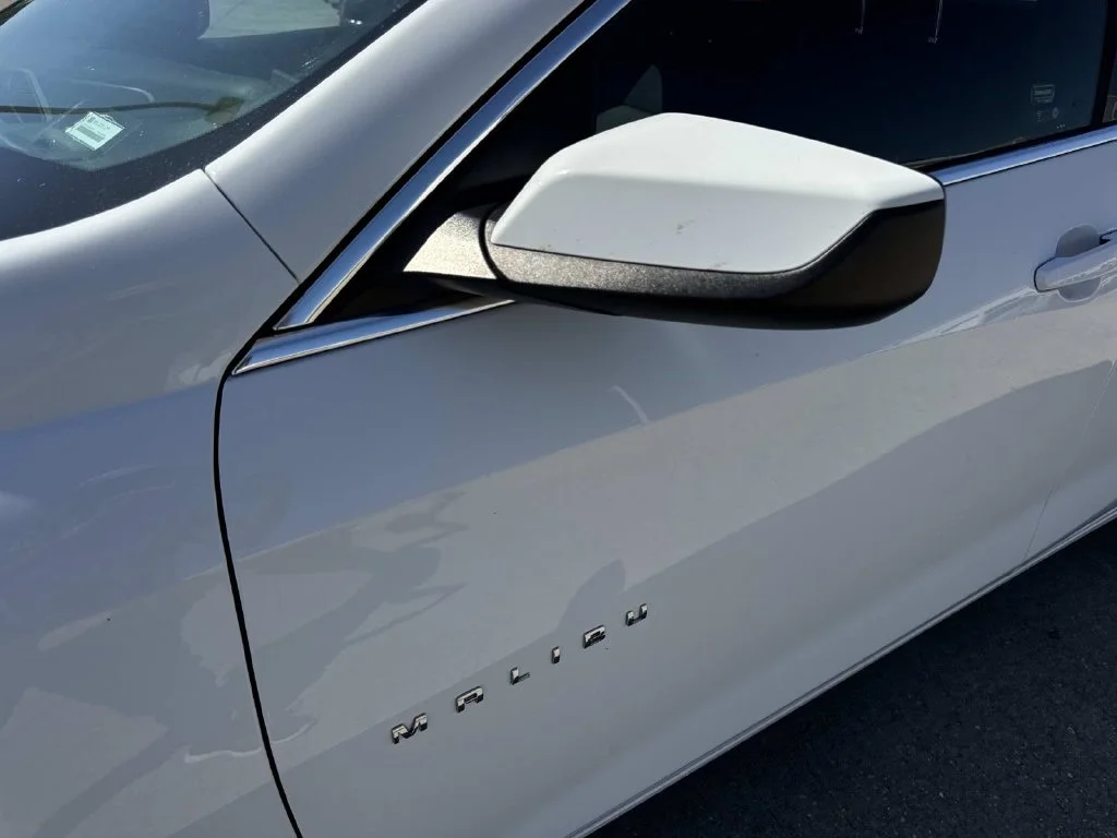 Used 2025 White Chevrolet LT image 12
