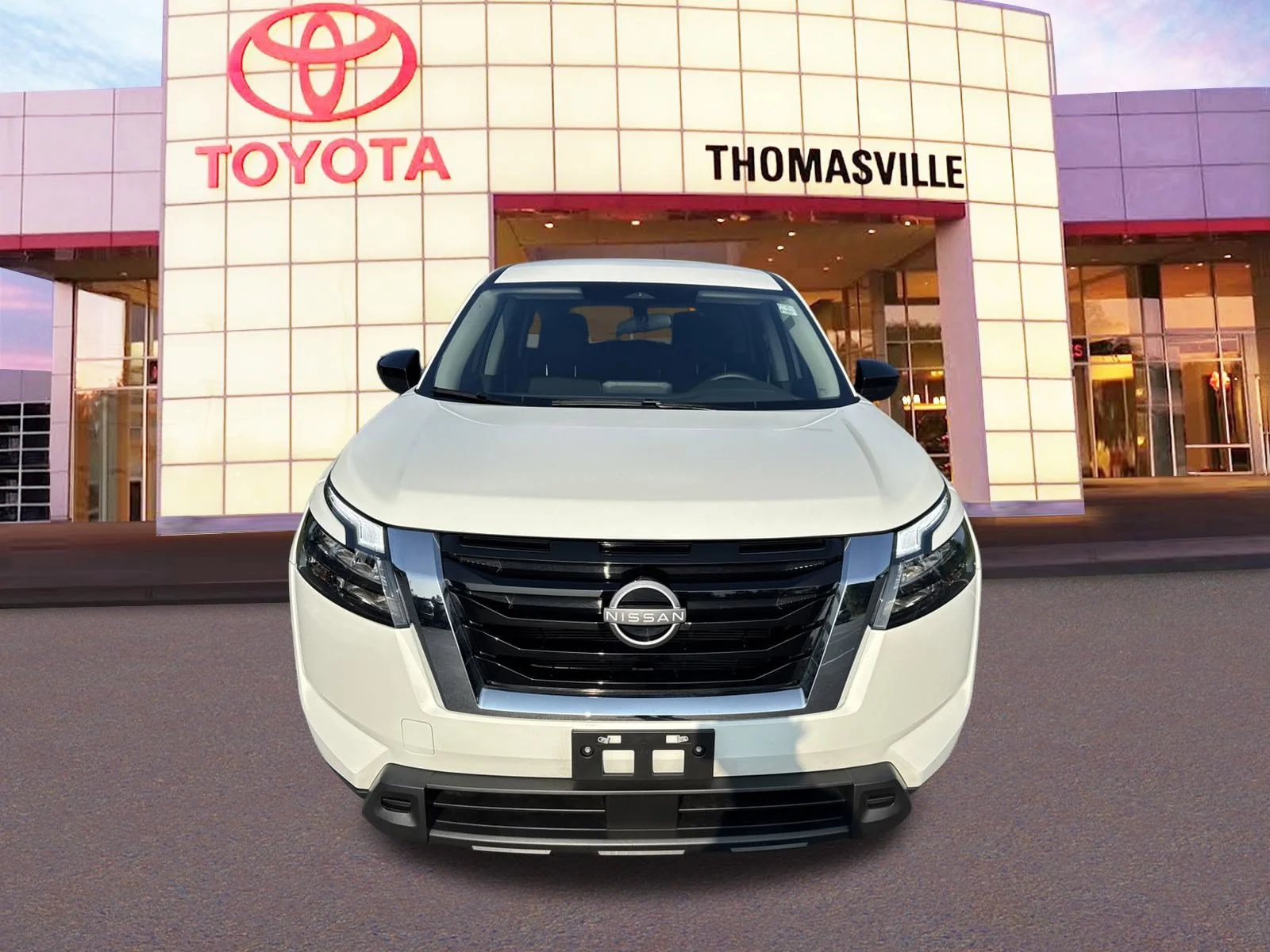 Used 2024 Glacier White Nissan  image 2