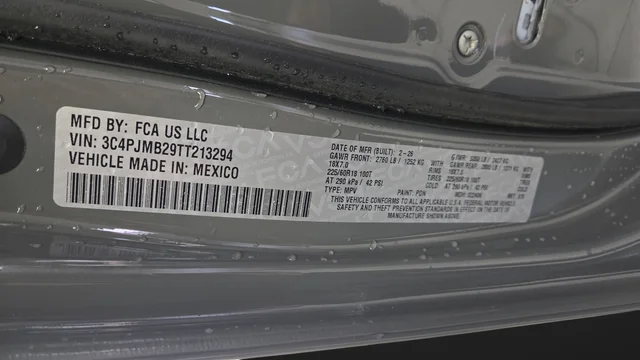 New 2026 Sting-Gray Clearcoat Jeep Laredo image 29
