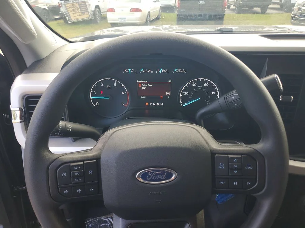 2026 Ford F-250 Super Duty XL - Photo 14