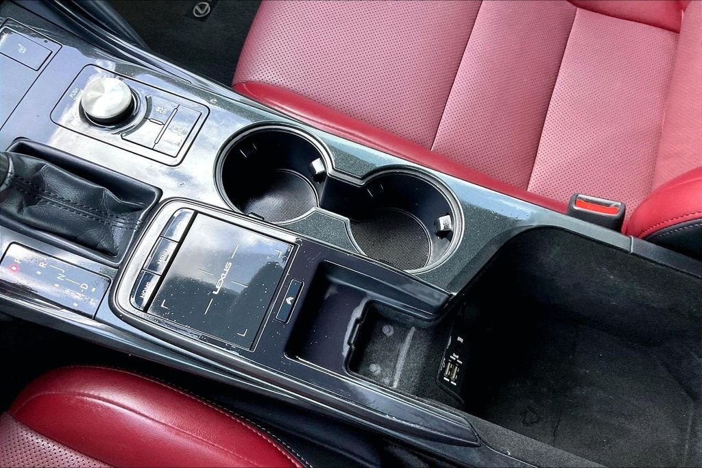 Used 2024 White Lexus 300 image 26