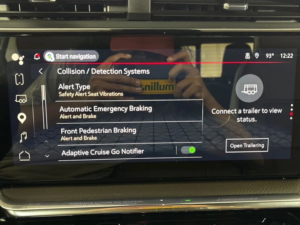 Certified Used 2023 White GMC Denali image 28