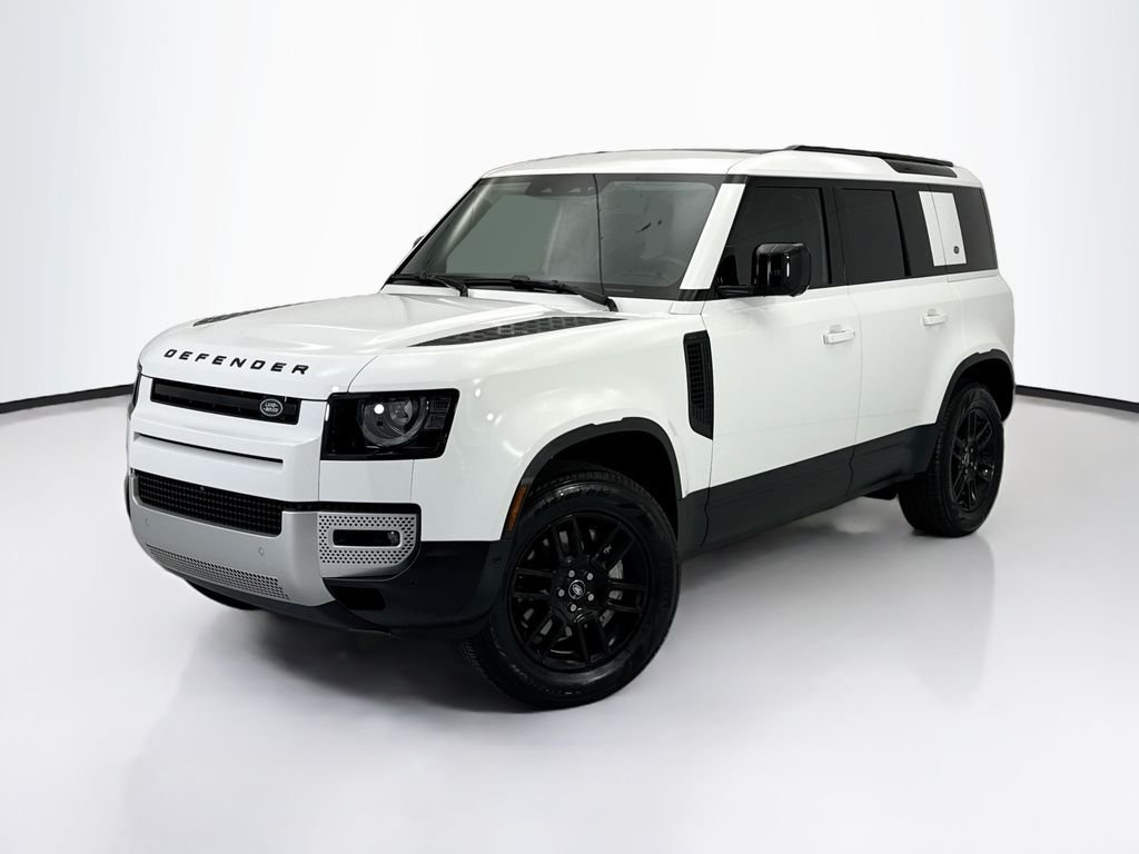 2024 Land Rover Defender 110 S P400's photo