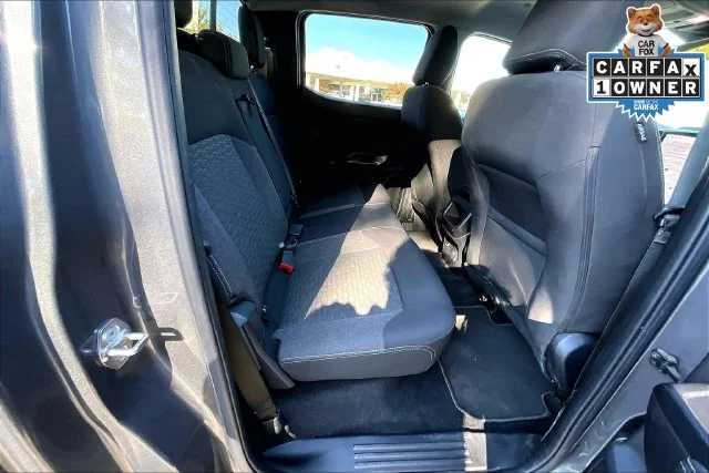 Used 2024 Gray Metallic Ford XLT image 26