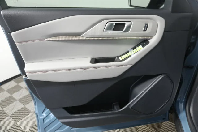 New 2026 Vapor Blue Metallic Ford Active image 24