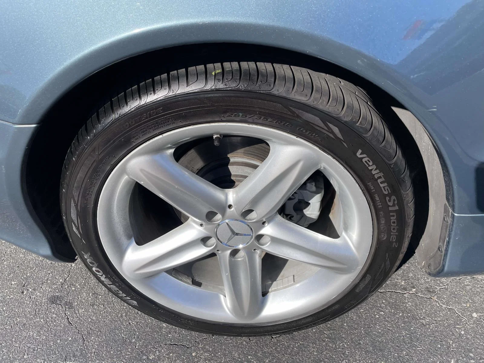 Used 2004  Mercedes-Benz  image 7