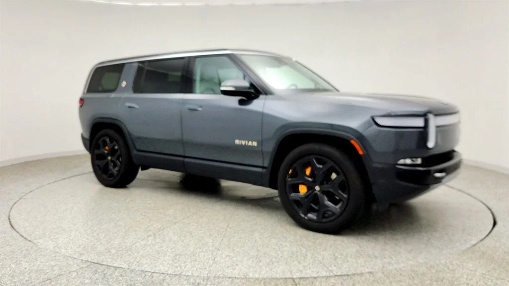 Used 2024 LA Silver Rivian Adventure Quad-Motor Large Pack w/ 22