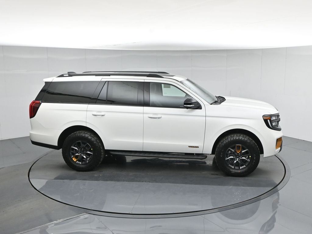 New 2026 Star White Metallic Tri-Coat Ford Tremor image 57