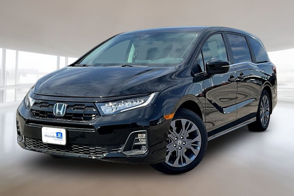 2026 Honda Odyssey Touring's photo