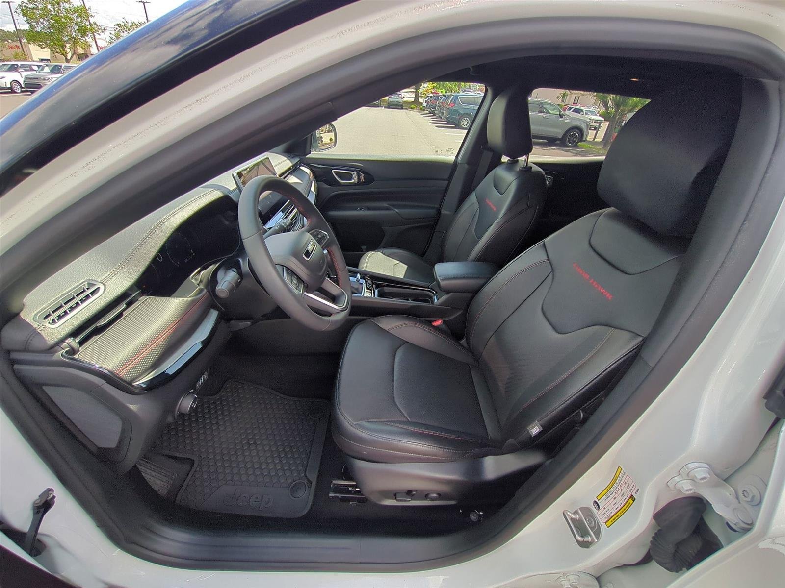 Used 2024 Bright White Clearcoat Jeep Trailhawk image 30