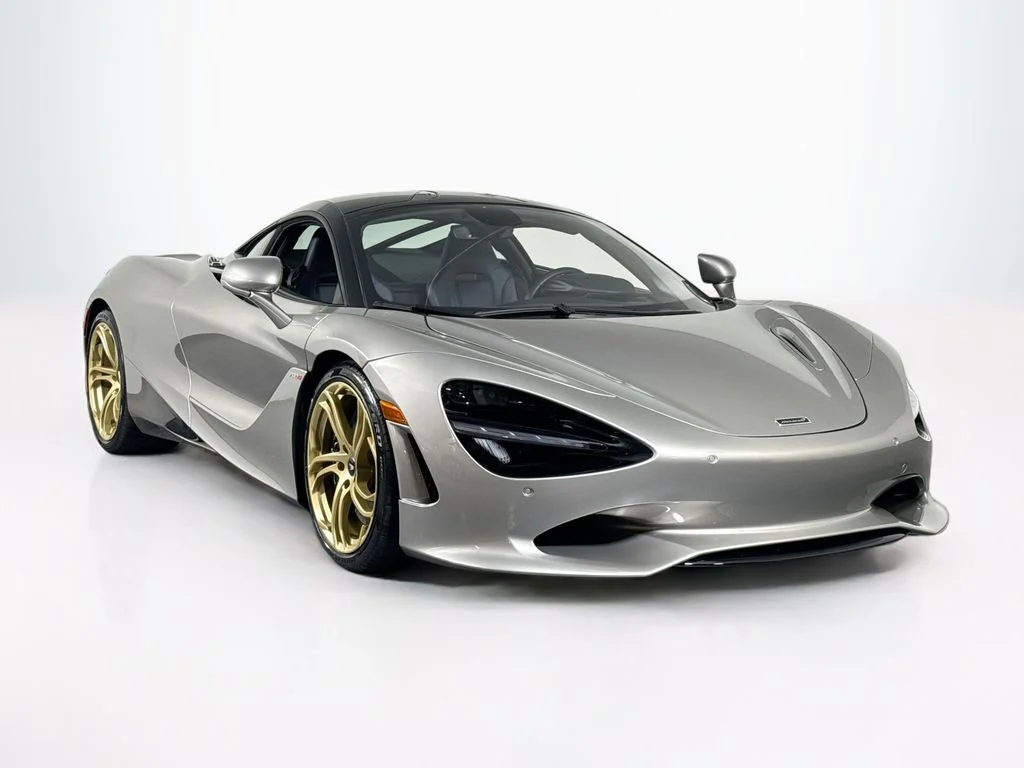 Used 2025 Blade Silver McLaren Coupe image 7
