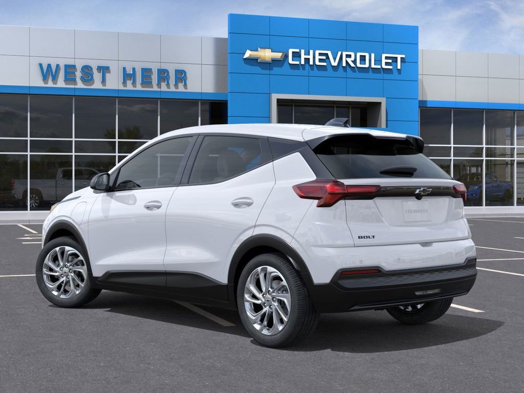 New 2027 Summit White Chevrolet LT image 3