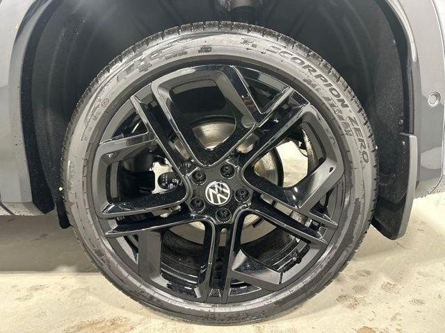 New 2026 Gray Volkswagen 2.0T SE R-Line Black image 19