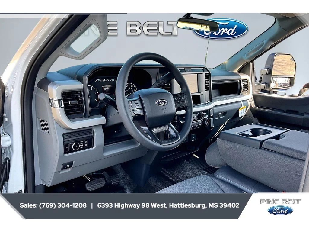 New 2026 Oxford White Ford F-250® XL image 13