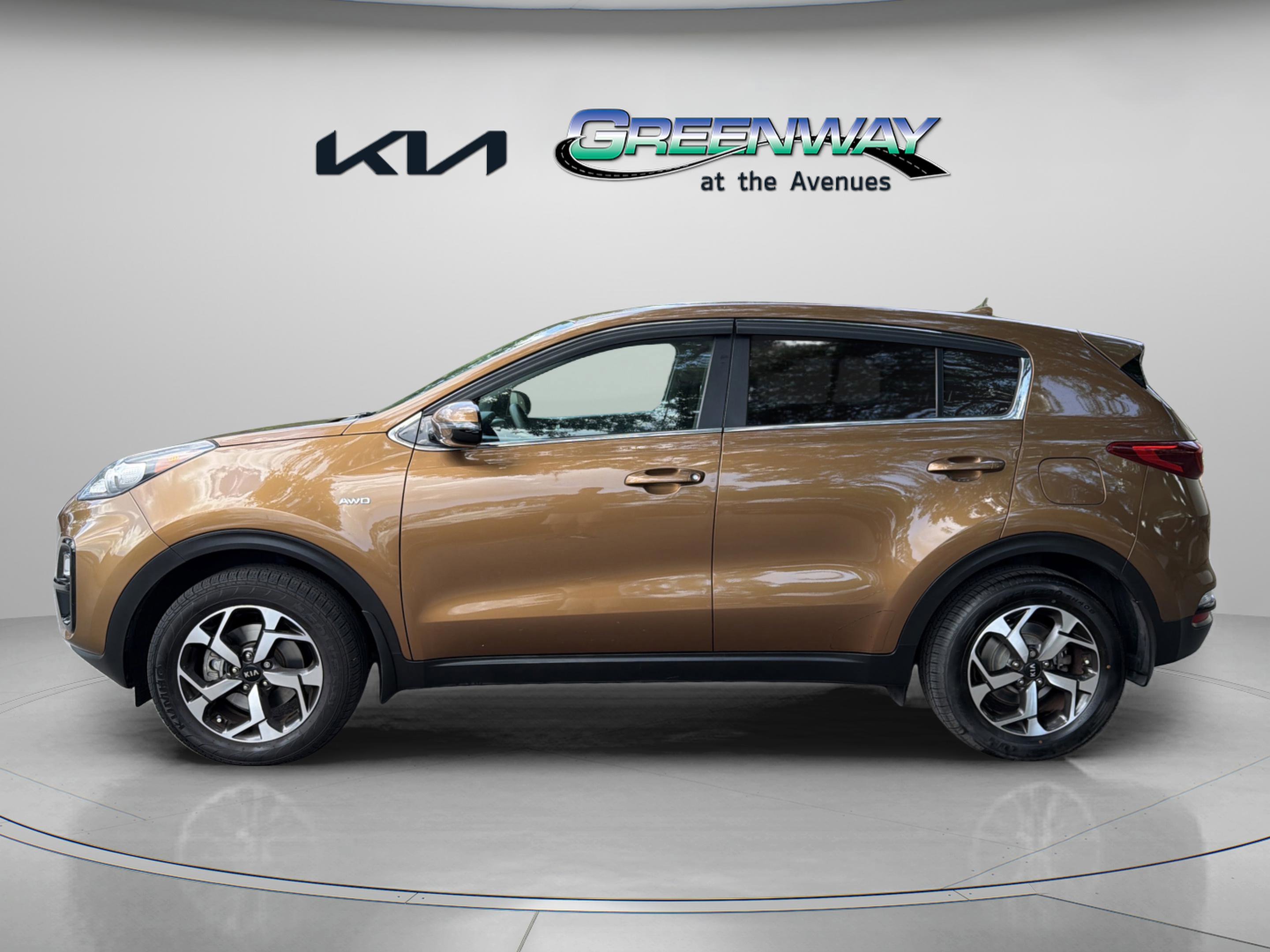 Used 2021 Burnished Copper Kia LX image 4