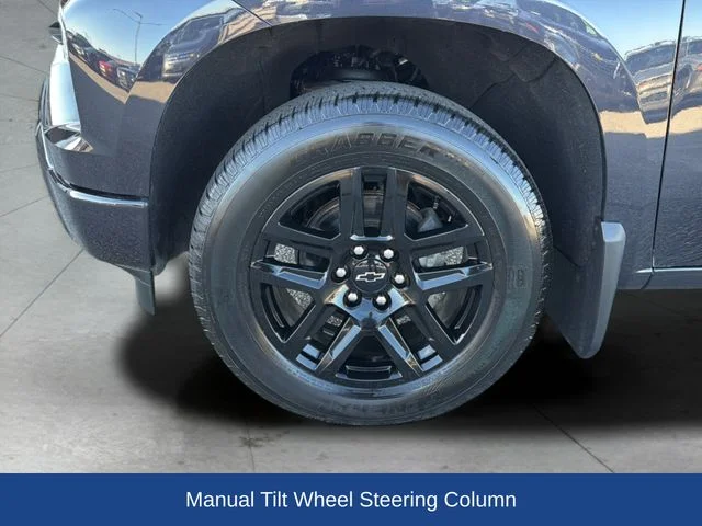 Used 2022 Gray Chevrolet Custom image 29