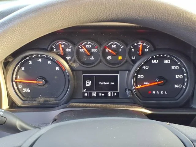 2025 GMC Sierra 2500HD Pro - Photo 13