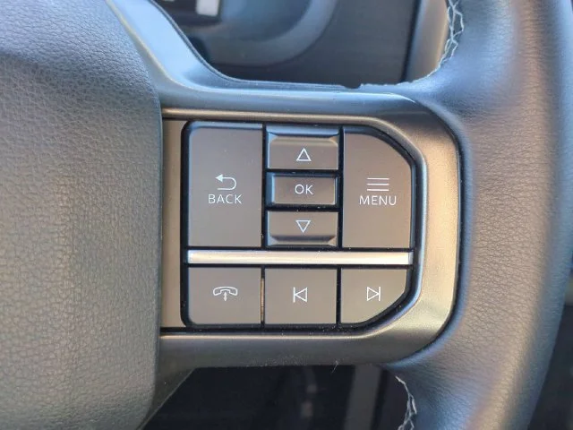 Used 2024 Red Ford XLT image 17