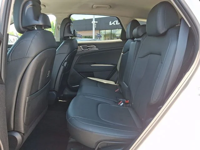 Used 2023 White Kia EX image 11