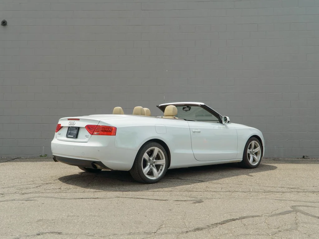 Used 2013  Audi  image 7