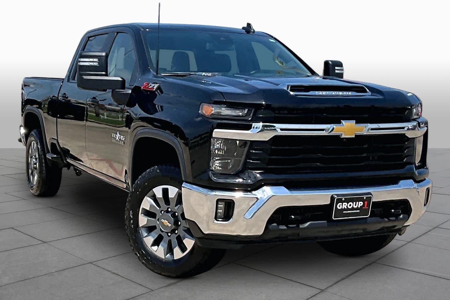 Used 2024 Black Chevrolet LT image 3