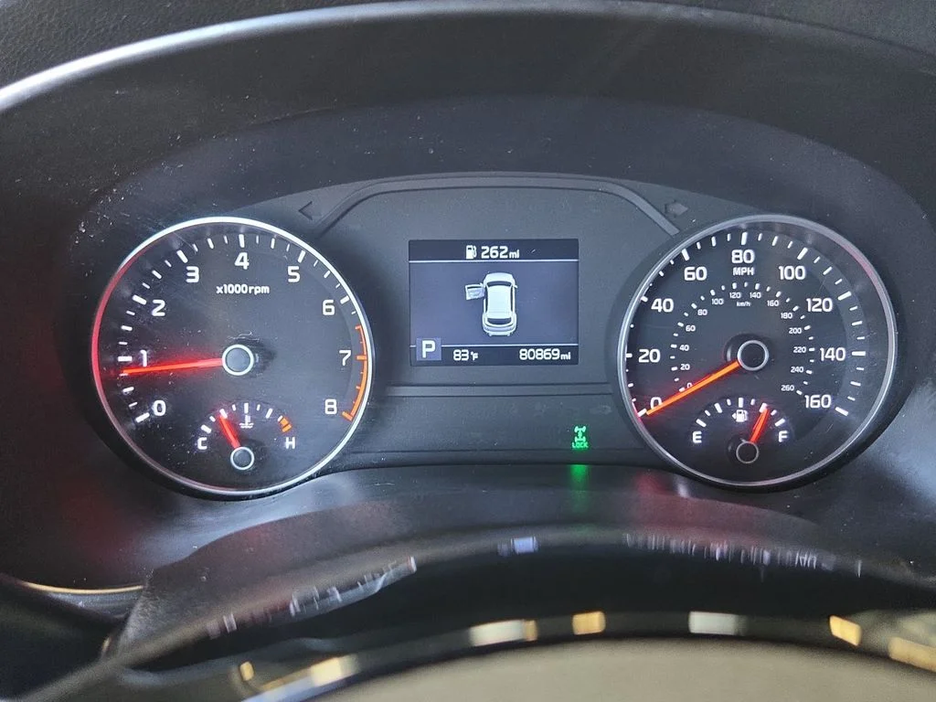 Used 2021 White Kia LX image 14
