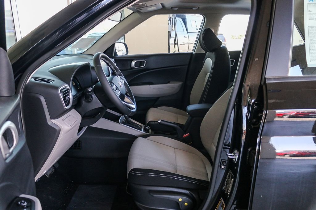 New 2026 Black Hyundai SEL image 21