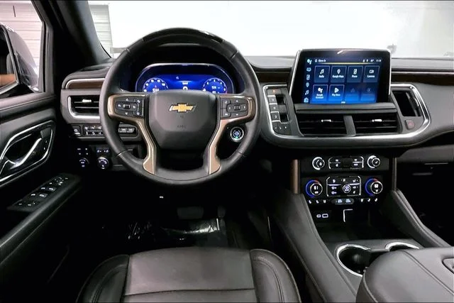 Used 2023 Black Chevrolet High Country image 6