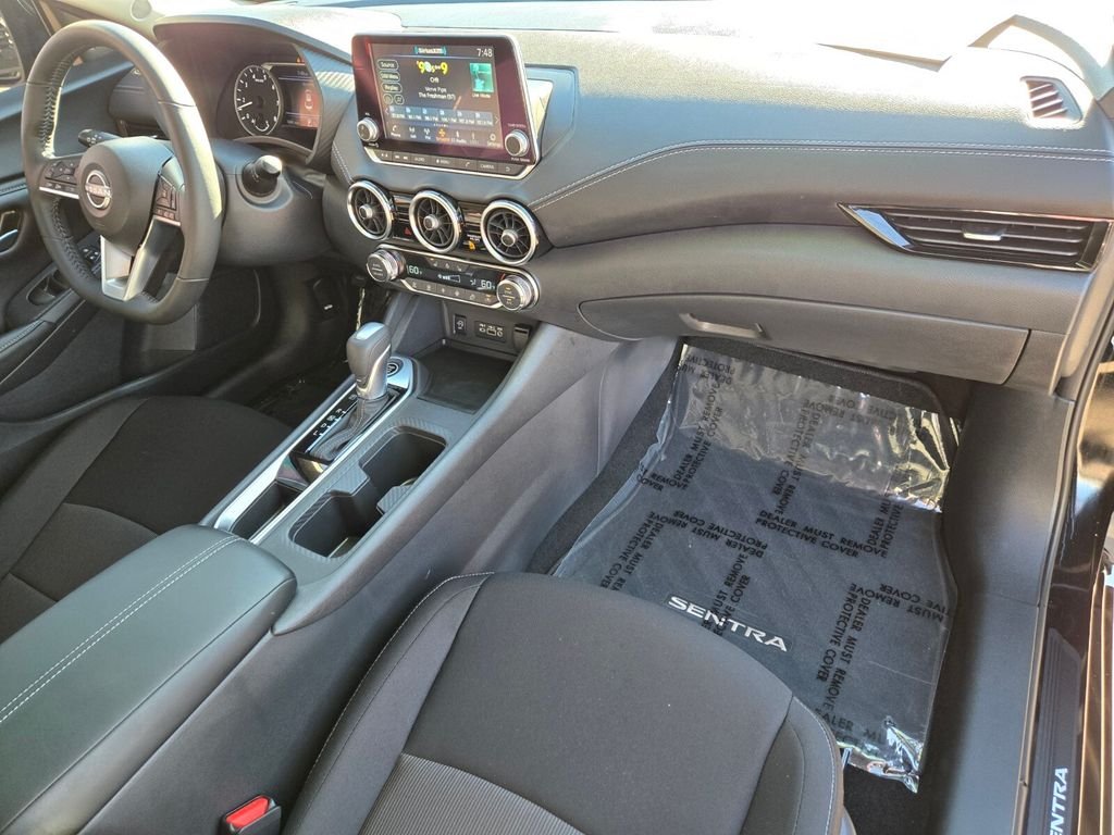 2025 Nissan Sentra SV - Photo 20