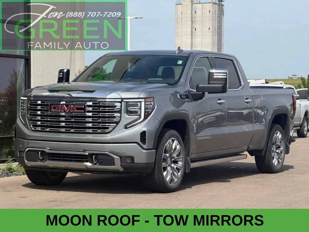2023 GMC Sierra Denali 4WD Crew Cab Short Box's photo