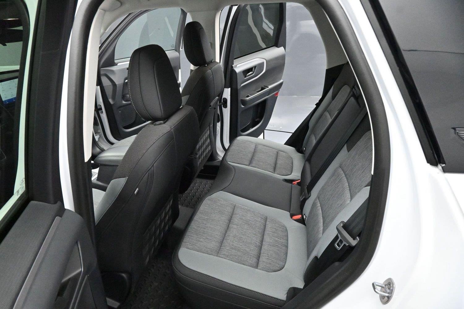 Used 2023 Oxford White Ford Big Bend image 29