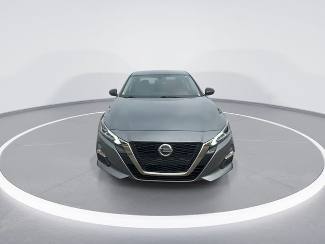 Used 2019 Gray Nissan 2.5 SR image 3