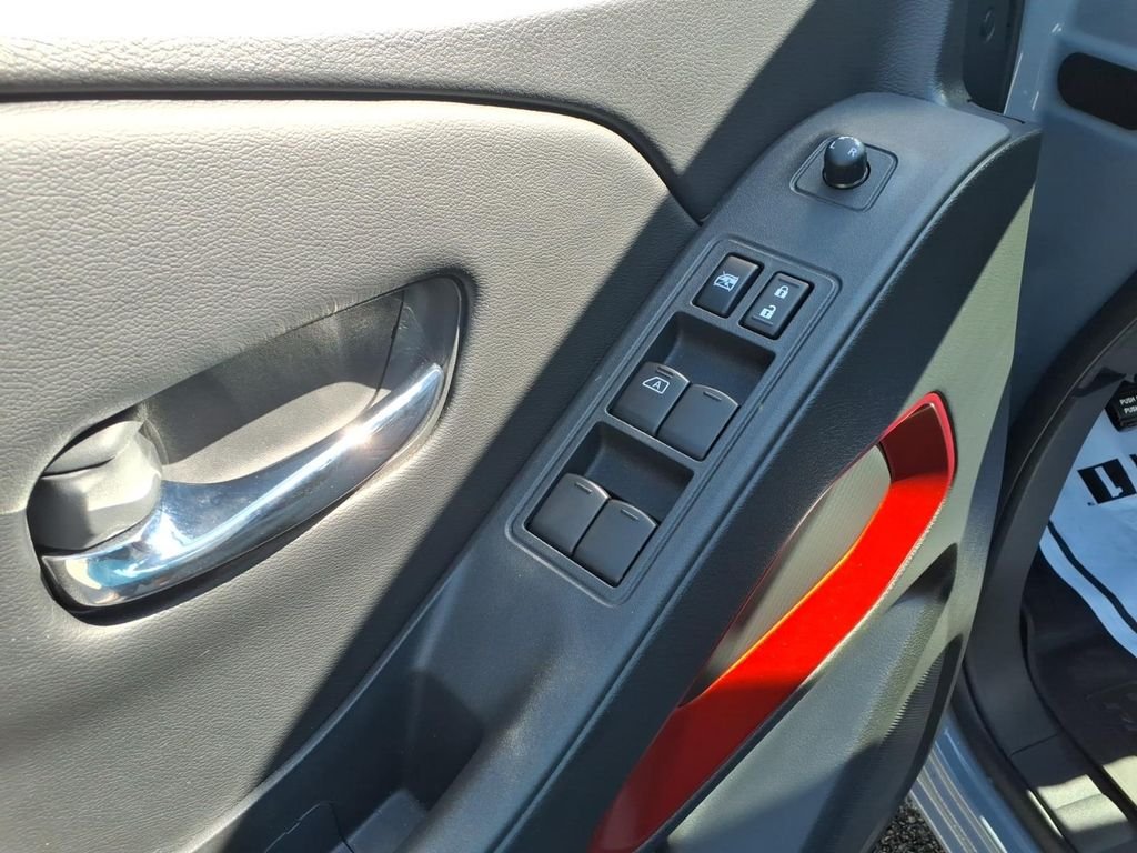 Used 2025 Boulder Gray Pearl Nissan PRO-4X image 15