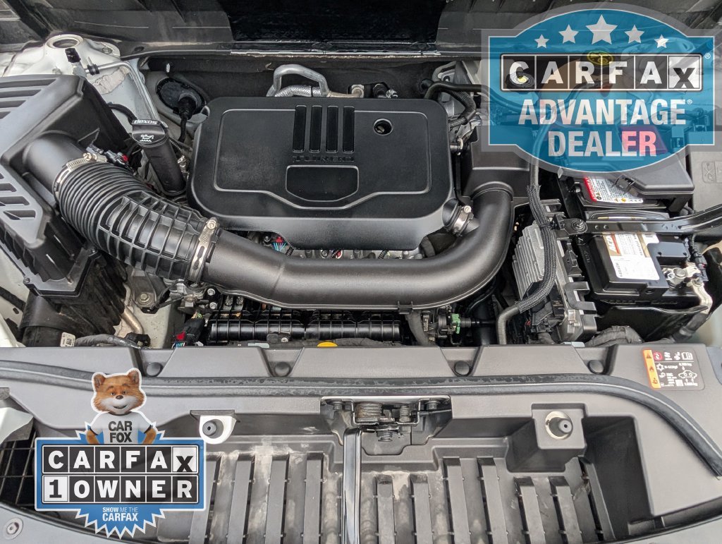 Used 2023 SUMMIT WHITE GMC SLE image 31