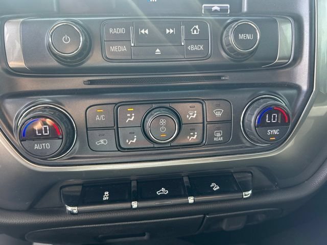 Used 2018 SILVER ICE METALLIC Chevrolet LT image 10