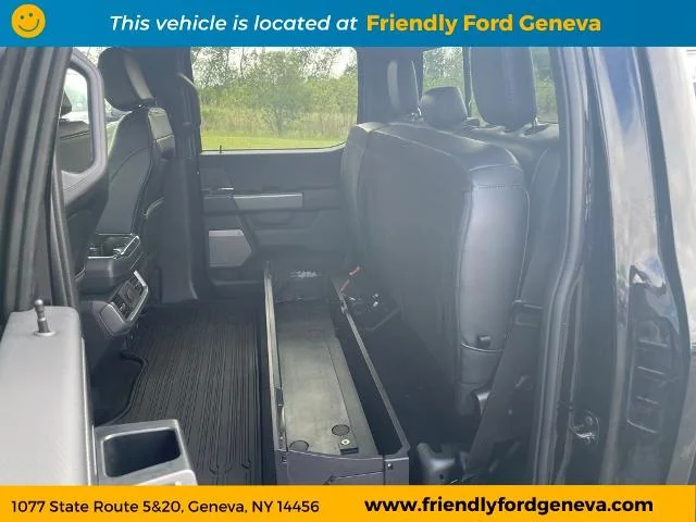 Used 2025 Agate Black Metallic Ford XLT image 33