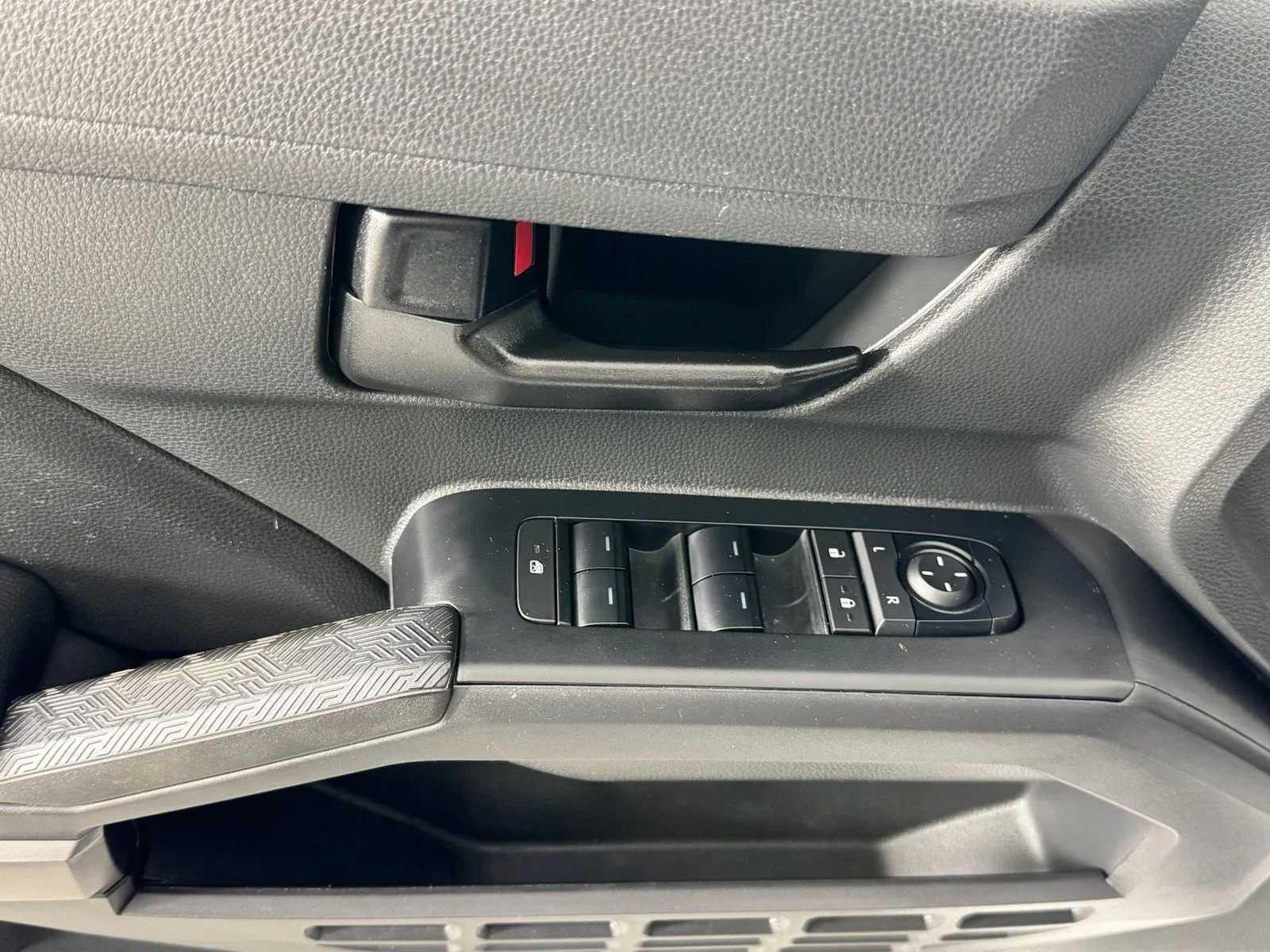 Used 2024 White Toyota SR5 image 21