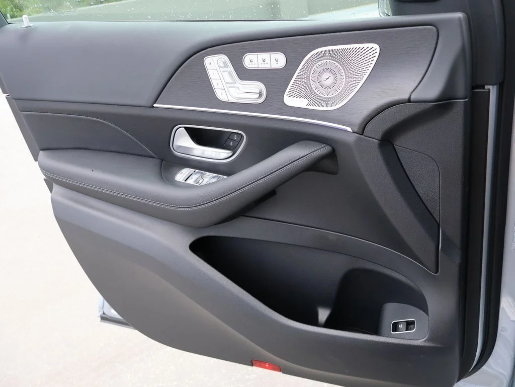New 2026 Cirrus Silver Metallic Mercedes-Benz GLS 450 image 37