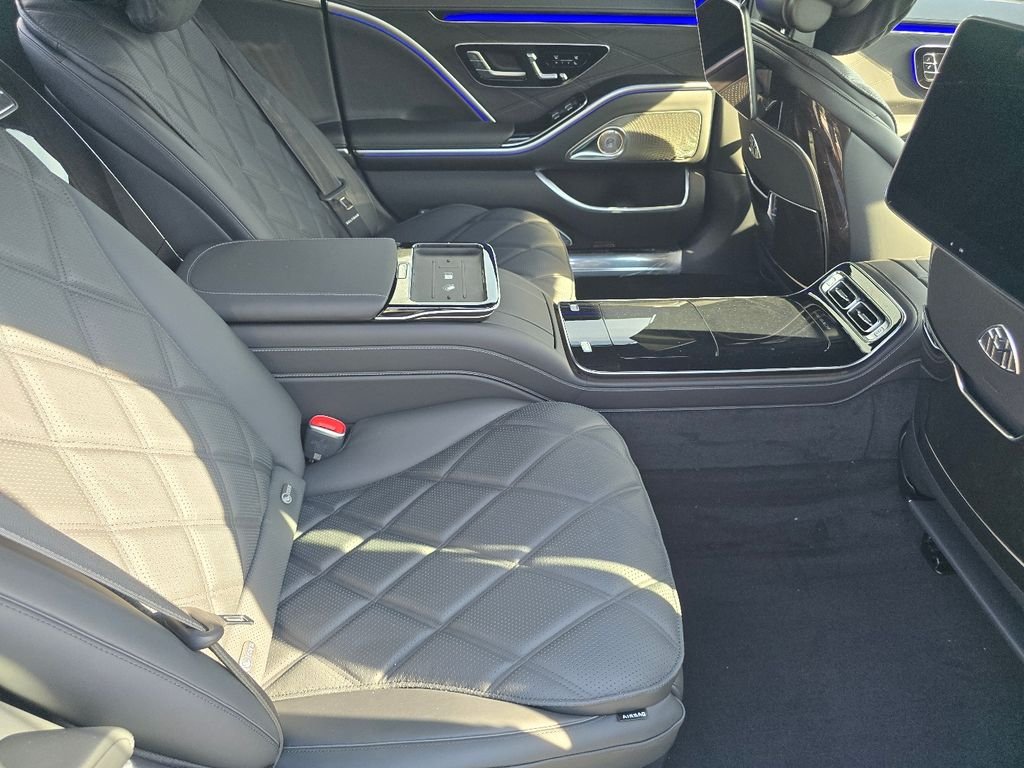 New 2026 Obsidian Black Metallic Mercedes-Benz Maybach S 580 image 32