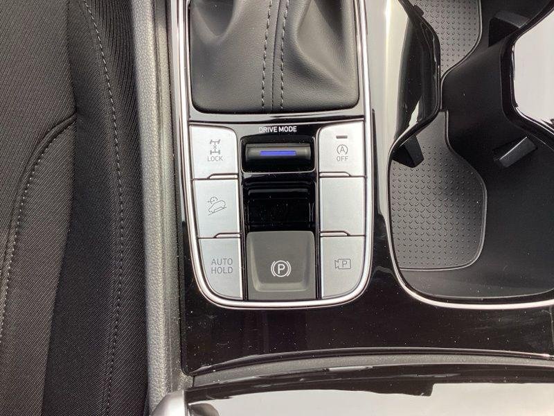 New 2026 Silver Hyundai SEL AWD image 23